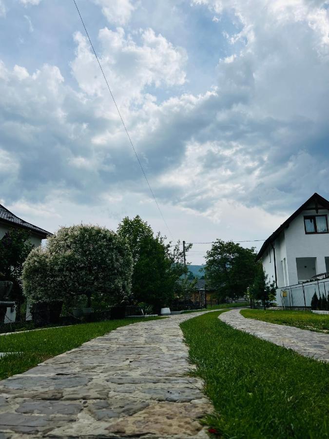 Village Яремча Экстерьер фото