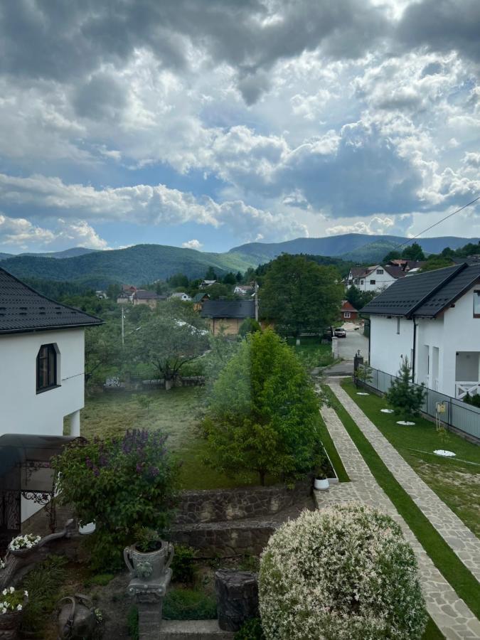 Village Яремча Экстерьер фото