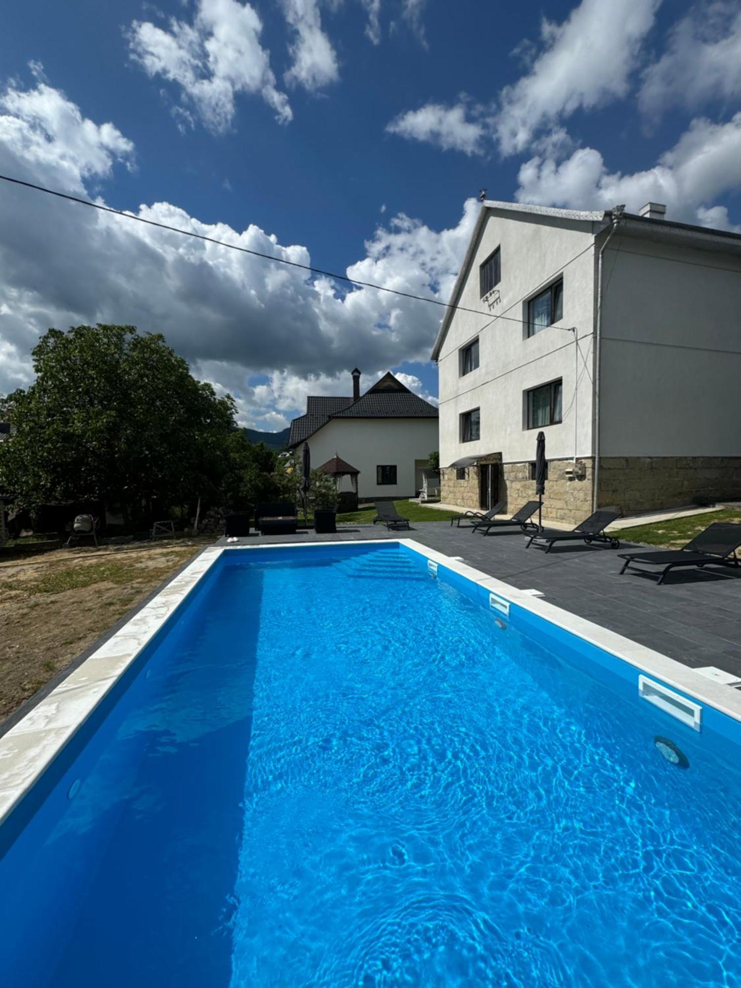 Village Яремча Экстерьер фото